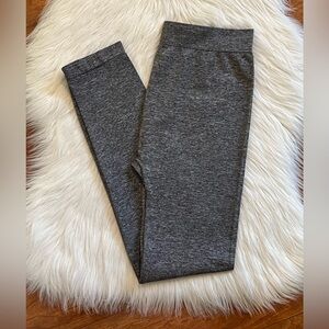 Soho Girls Gray Seamless Leggings-Size M